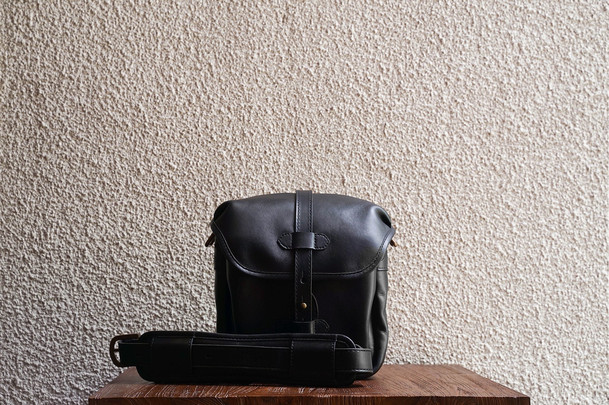 Messenger Bag Field Black Leather 7 Bag | Cravar F.C. | |